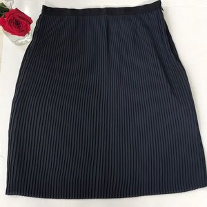 Brooks Brothers accordion pleat midi length skirt